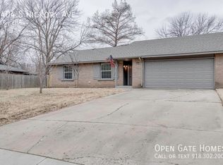 4404 S Hickory Ave, Broken Arrow, OK 74011