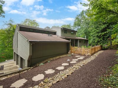 2638 Woodmont Ln, Wexford, PA, 15090