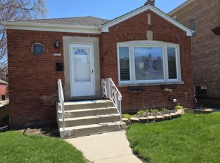 10937 S Artesian Ave, Chicago, IL