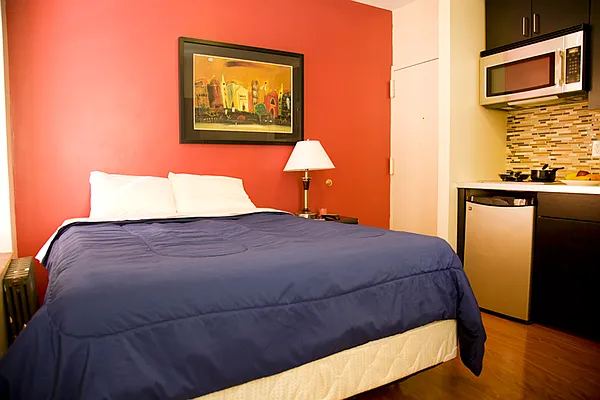 Rented by Easy Rental LLC | media 20