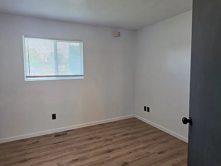 35 N Adams St — Photo 14