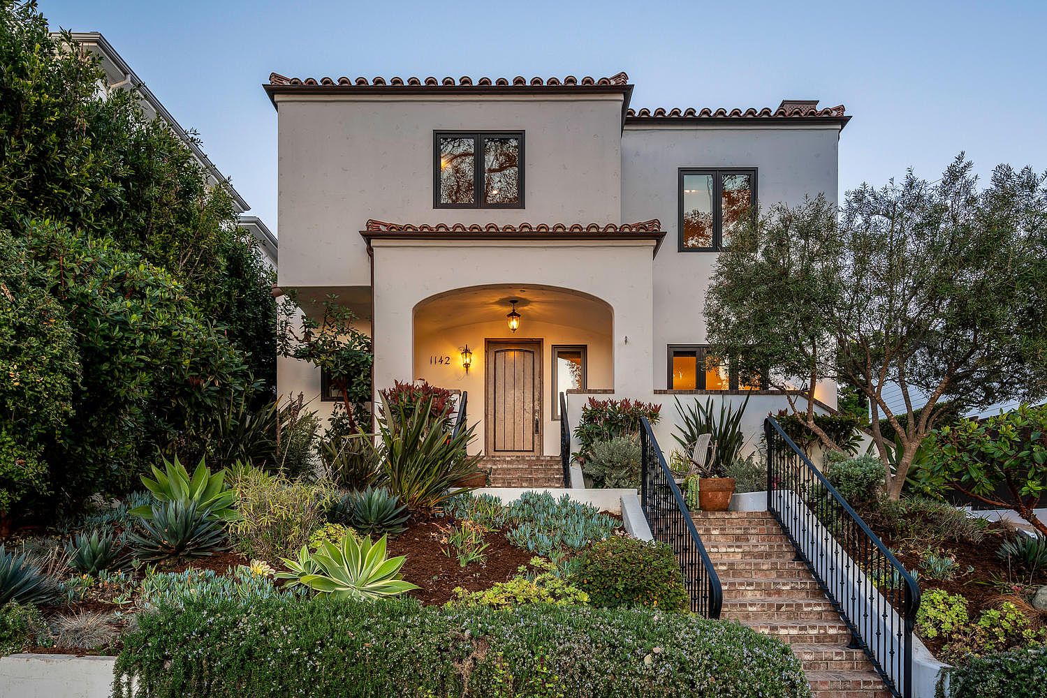 1142 Hartzell St, Pacific Palisades, CA 90272 | Zillow