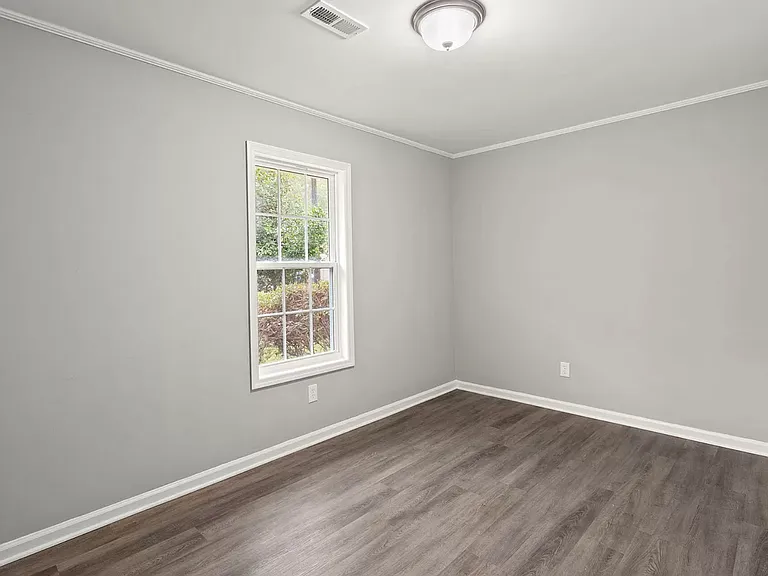 426 Longleaf Dr — Photo 12