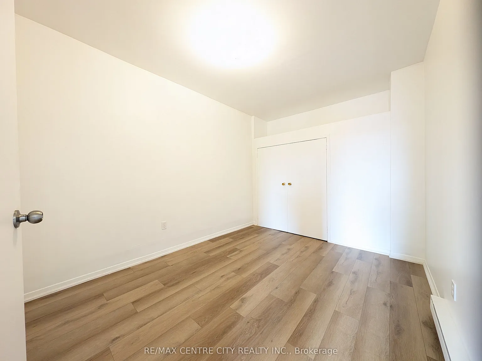 1 bed, $1,280 — Photo 2