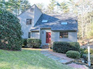 5 Grove St, Norfolk, MA 02056