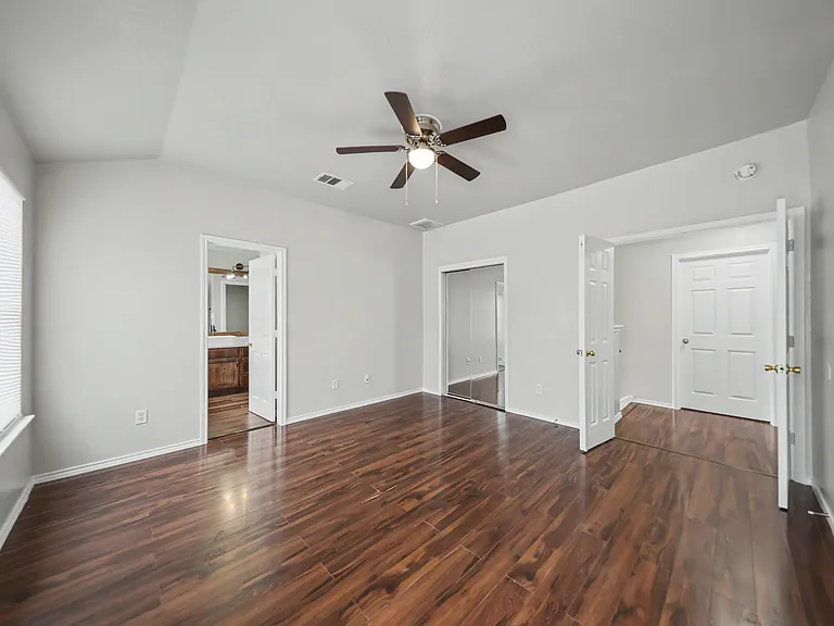 5013 Causeway Ct — Photo 10