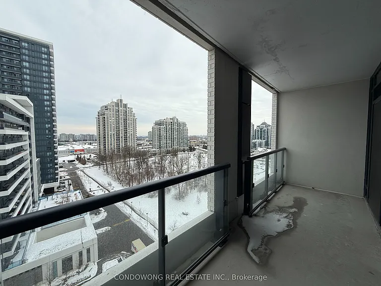 7950 Bathurst St #1121 — Photo 8