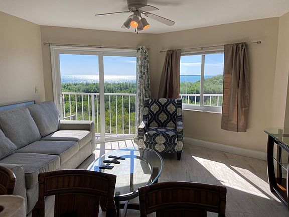 5th image of 500 Burton Dr #3311