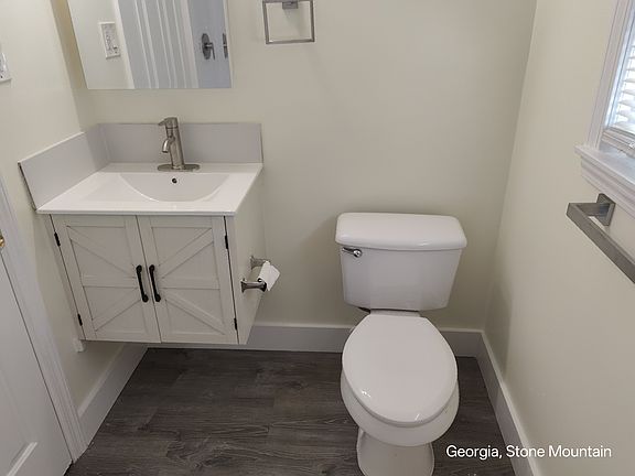 5th image of 1126 Sexton Dr