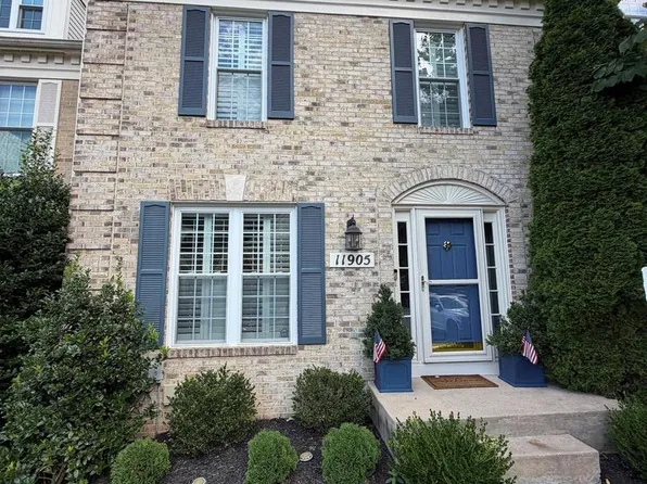11905 Thurloe Dr, Lutherville Timonium, MD 21093