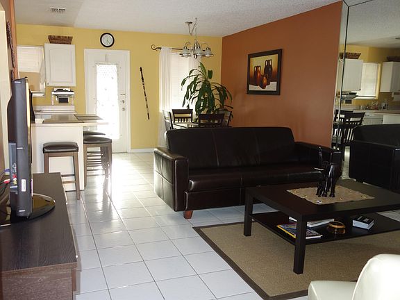 2nd image of 2632 Van Buren St APT 2