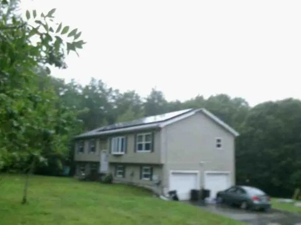 129 Walker Rd, Canterbury, CT 06331