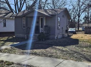 1829 SW Cherokee St, Topeka, KS 66606