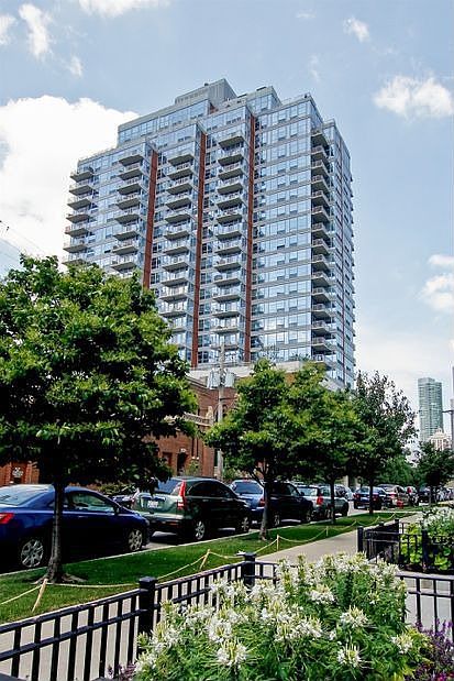 1st image of 1600 S Prairie Ave #2009