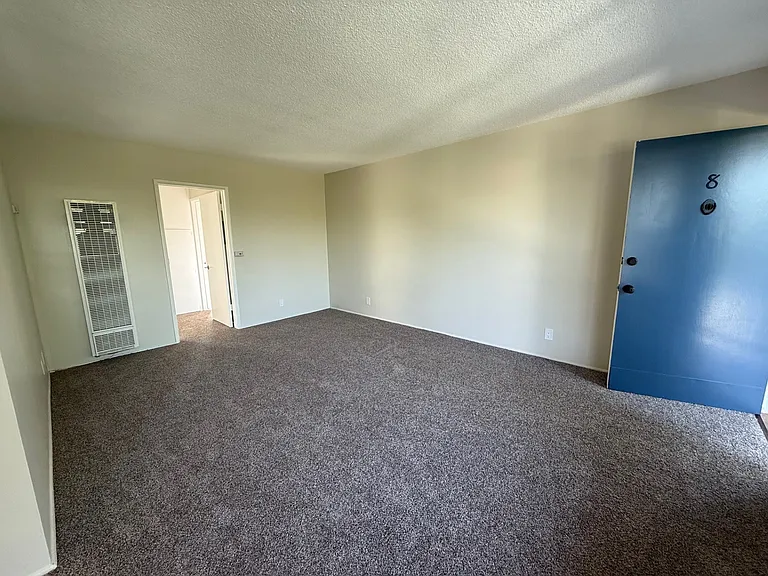4350 N Lakewood Blvd #8 — Photo 6
