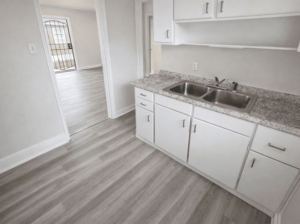 3546 Stanford Pl
