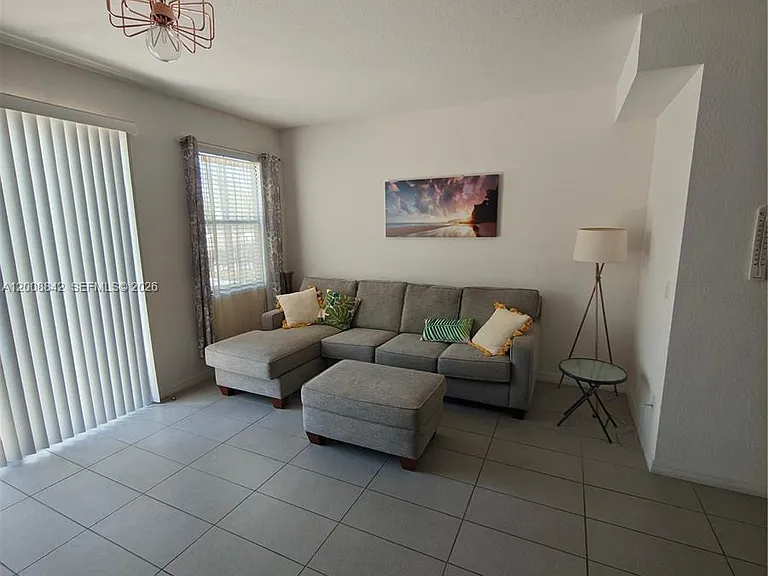 3329 NW 11th Ave #3329 — Photo 18