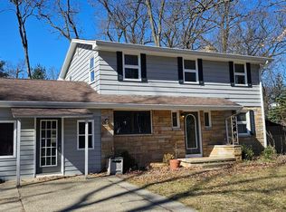 227 Timber Ln, South Bend, IN