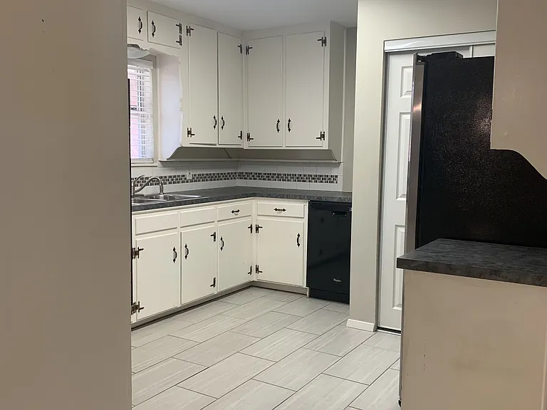 3412 Martin Lydon Avenue — Photo 6