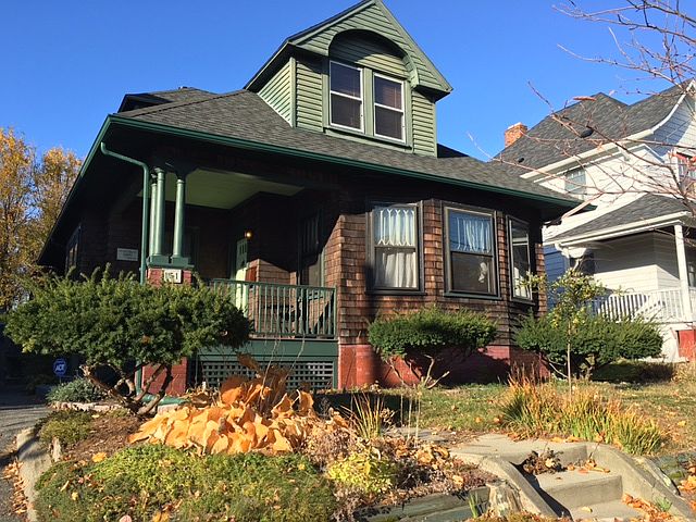2nd image of 151 Melrose St