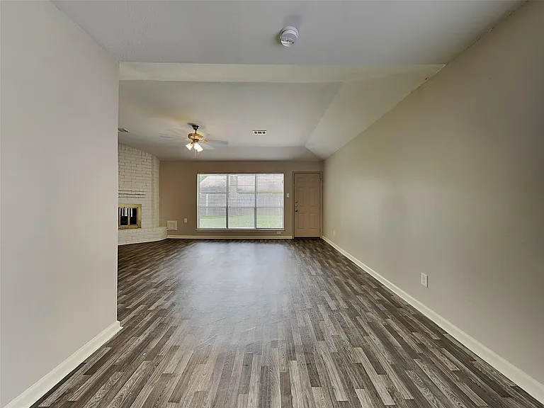 16007 Brookford Dr — Photo 7