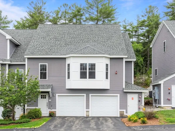26 Navajo Ter, Westford, MA 01886