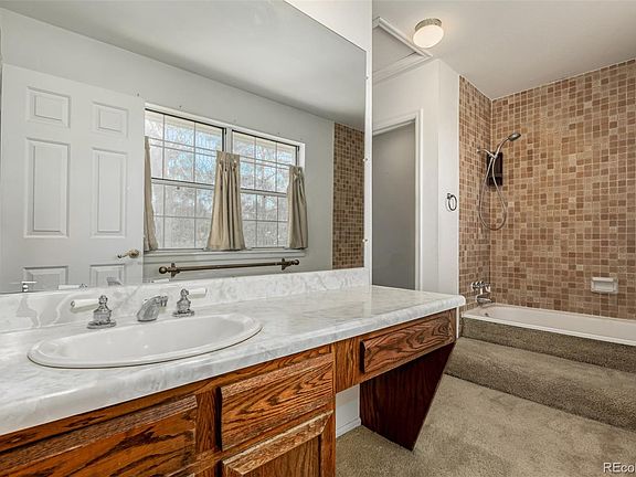 5th image of 2191 S Victor Street #D