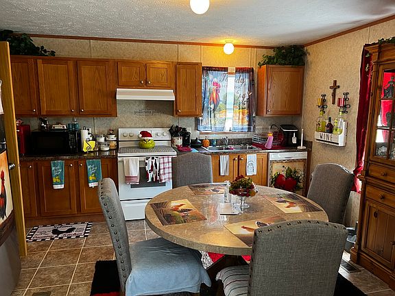 4th image of 304 Alana Dr