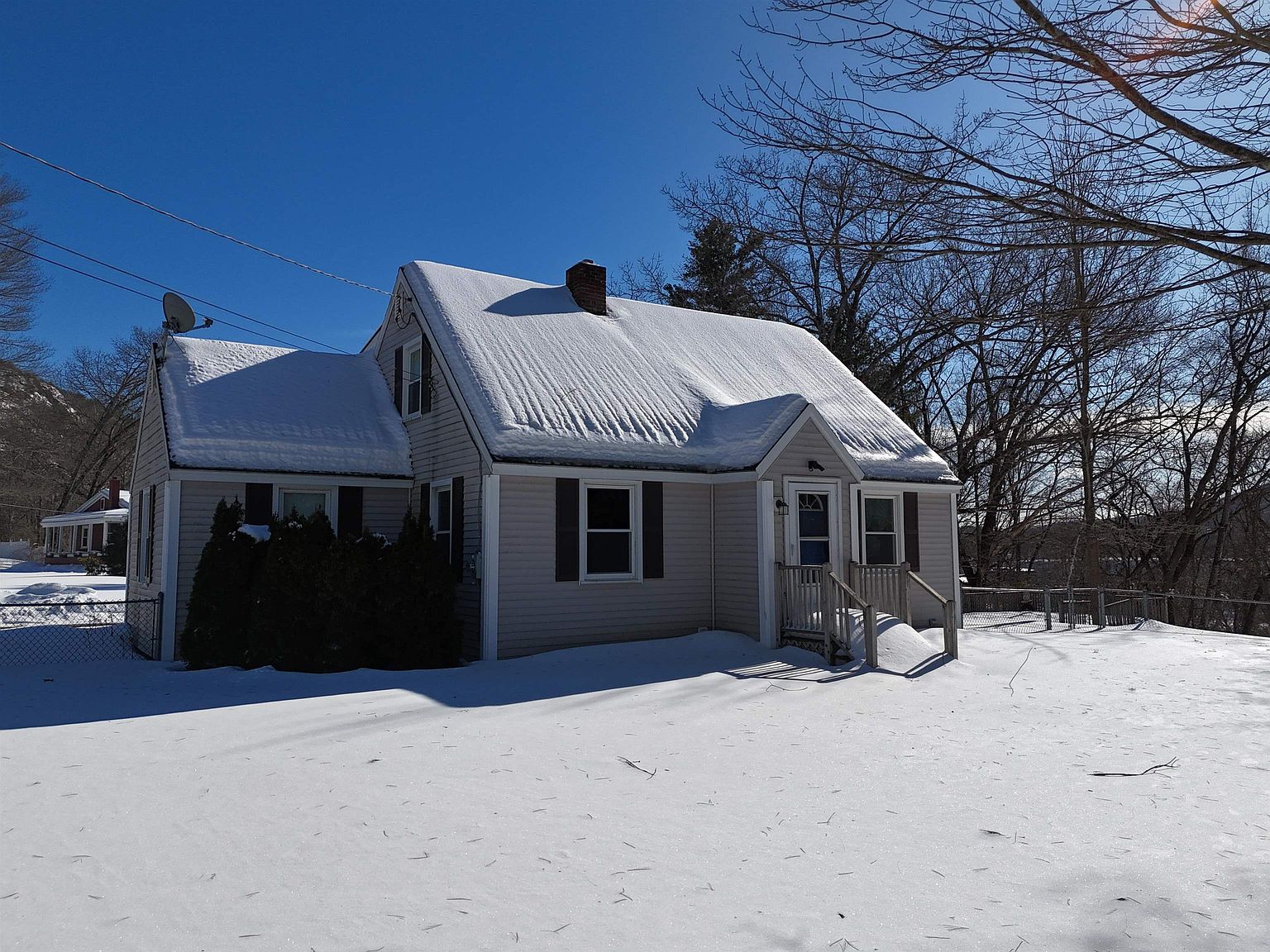 9 Hillcrest Road, North Walpole, NH 03609 | Zillow