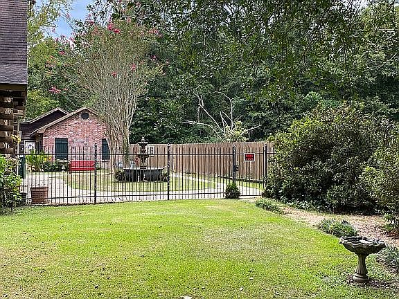 3rd image of 7669 Curry Davis Dr