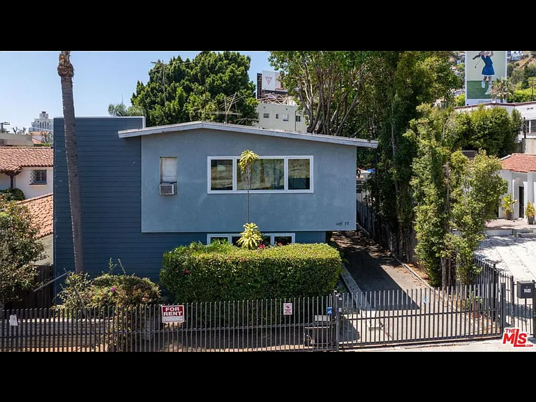 1479 N Havenhurst Dr #2 — Photo 50