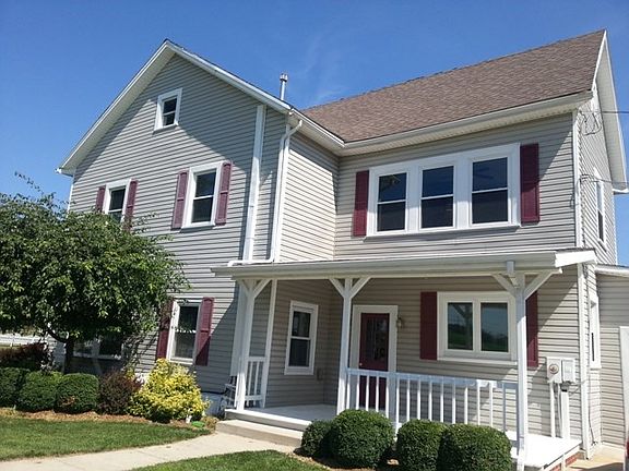 3rd image of 8400 N Wheeling Ave