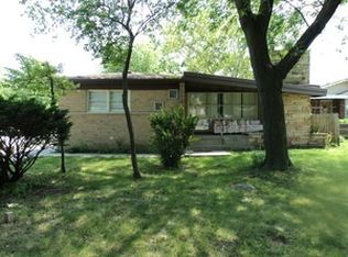 6001 State Rd, Burbank, IL 60459