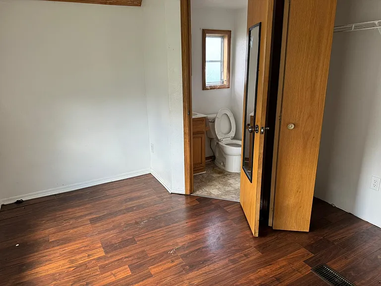 2000 E Sully Ave — Photo 5