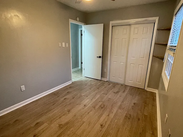 12905 Canterbury Rd — Photo 20