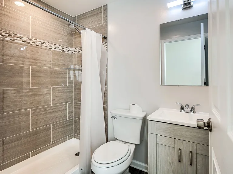1304 Longbow Rd — Photo 21