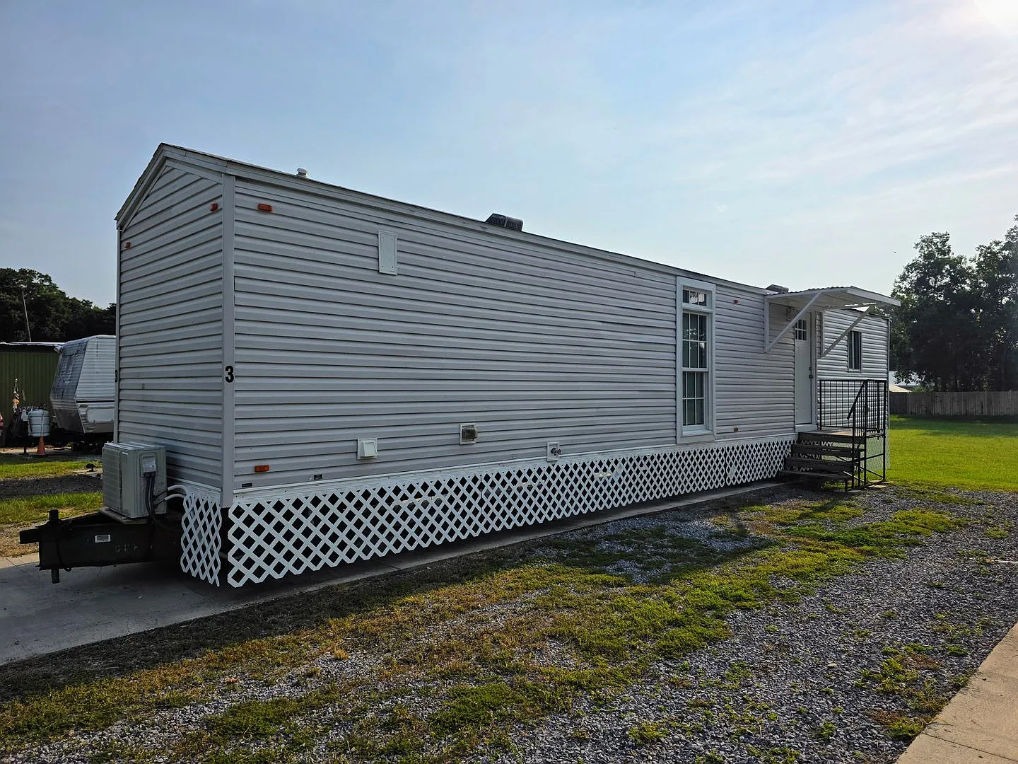 Renovated 1BR/1BA Mobile Home with Utilities Included — Photo 1