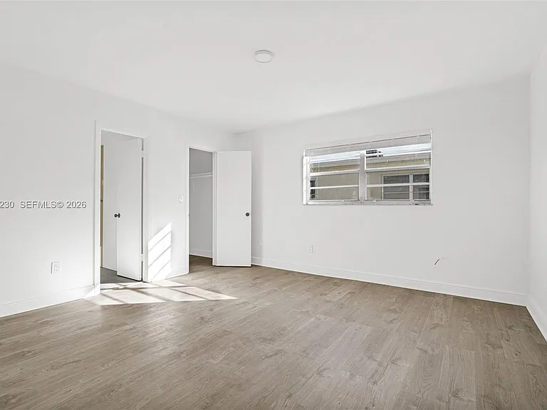 8295 NE Miami Ct #4 — Photo 16