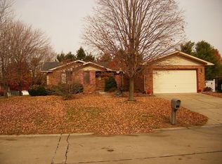 933 Whippoorwill Way, Edwardsville, IL 62025