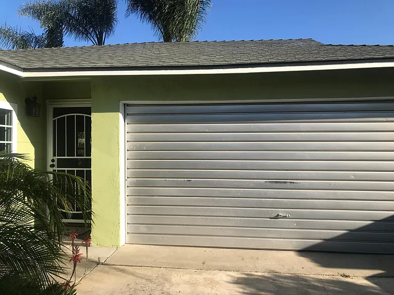 1230 Sespe Ave — Photo 3