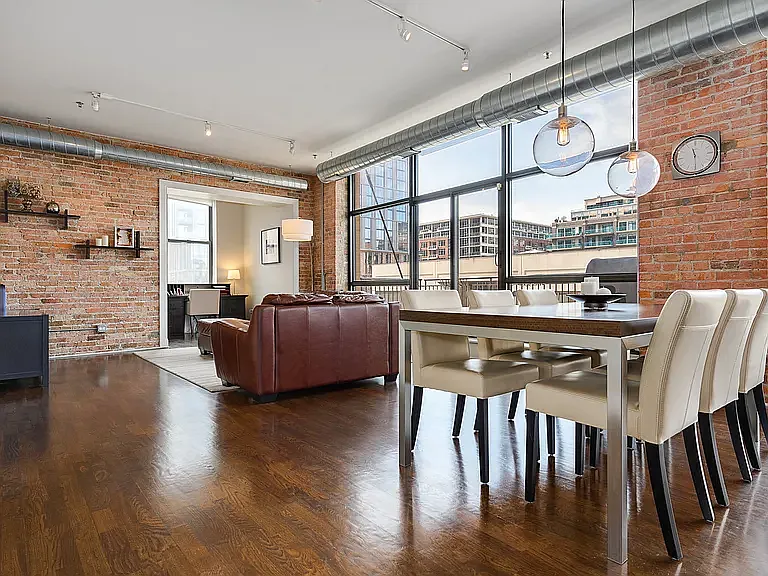 23 N Green St #306 — Photo 7