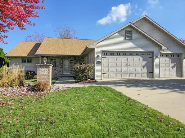 2450 Manchester Dr, Kaukauna, WI 54130