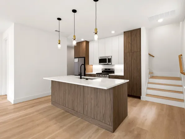 413 N Patton Ave, Dallas, TX 75203