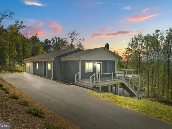 4117 Crow Rock Rd, Myersville, MD 21773