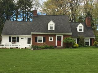 989 Maple Ln, Meadville, PA 16335