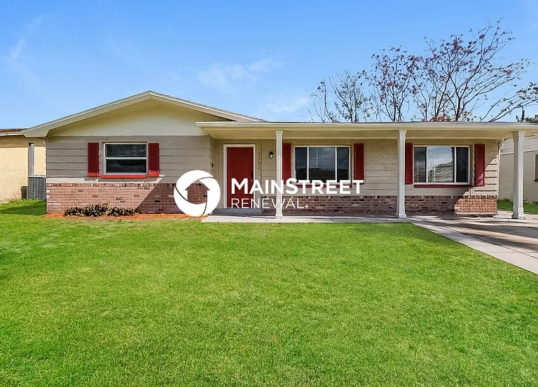 3542 Wiltshire Dr — Photo 1