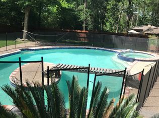 2112 Avenue Q, Huntsville, TX 77340