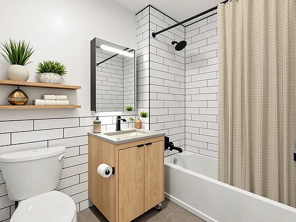 4th image of 1856 Park Ave #4Q