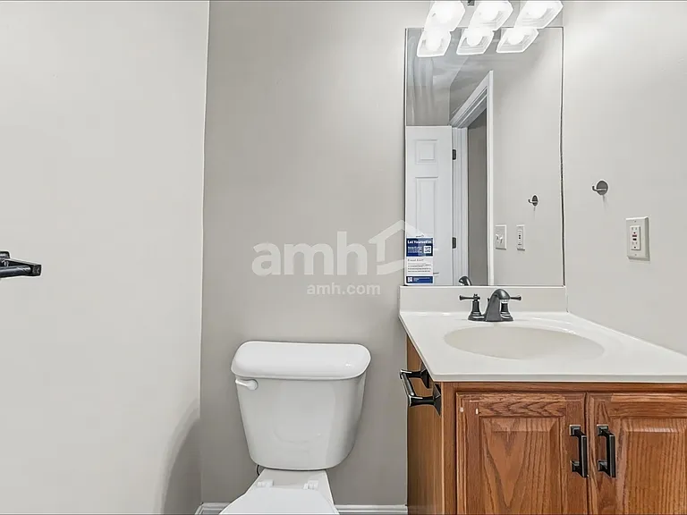 2626 Sterling Trce — Photo 10