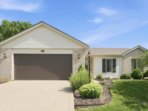 360 Hillside Ave, Roanoke, IN 46783